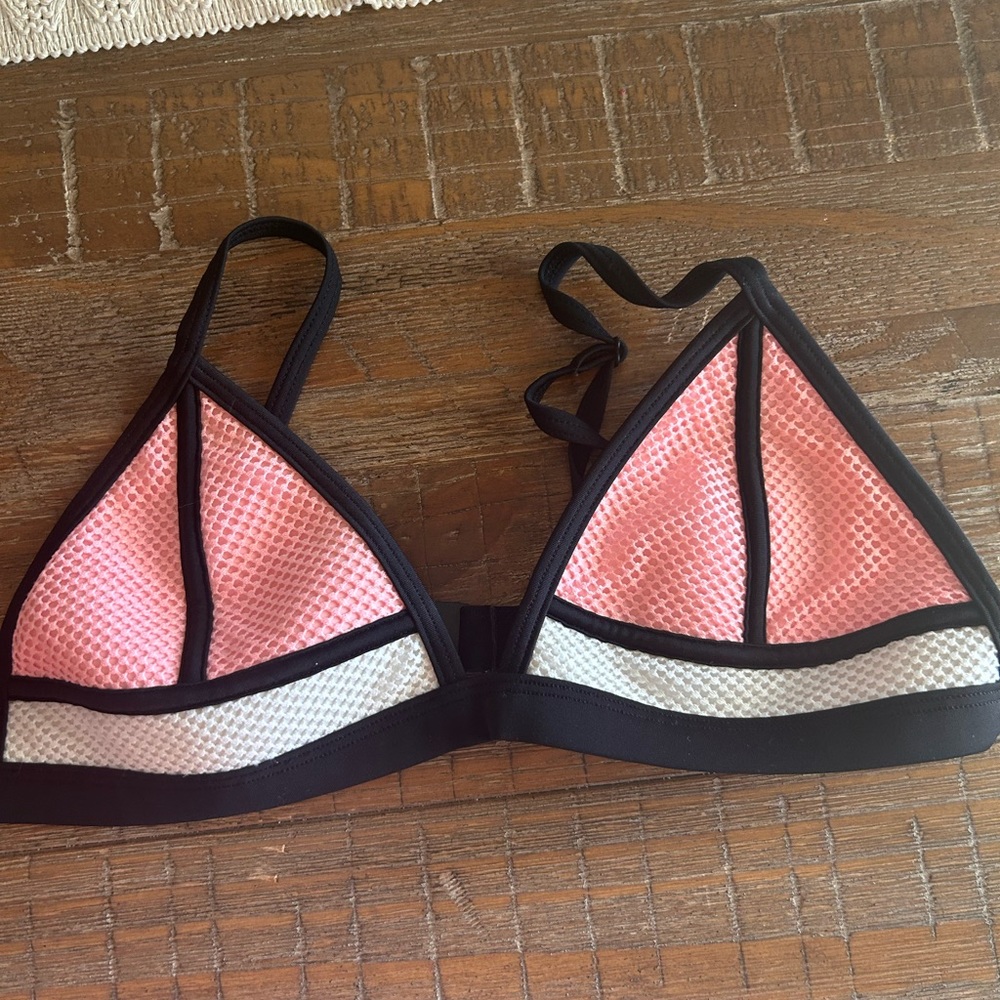 Triangl top size small